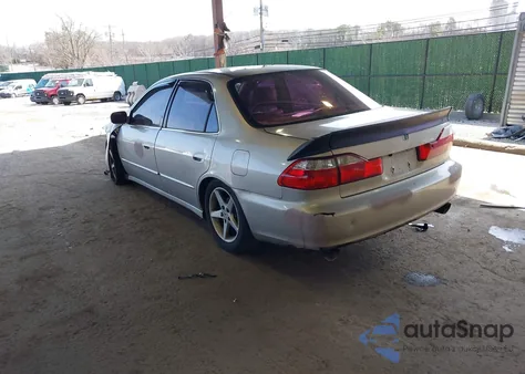 1998 Honda Accord Ex V6 from USA, damaged, VIN 1HGCG1656WA074223